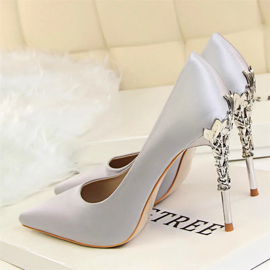 2025 novo elegante metal esculpido salto feminino bombas de seda sólida apontou toe rasa moda salto alto 10cm feminino vestido de casamento sapatos