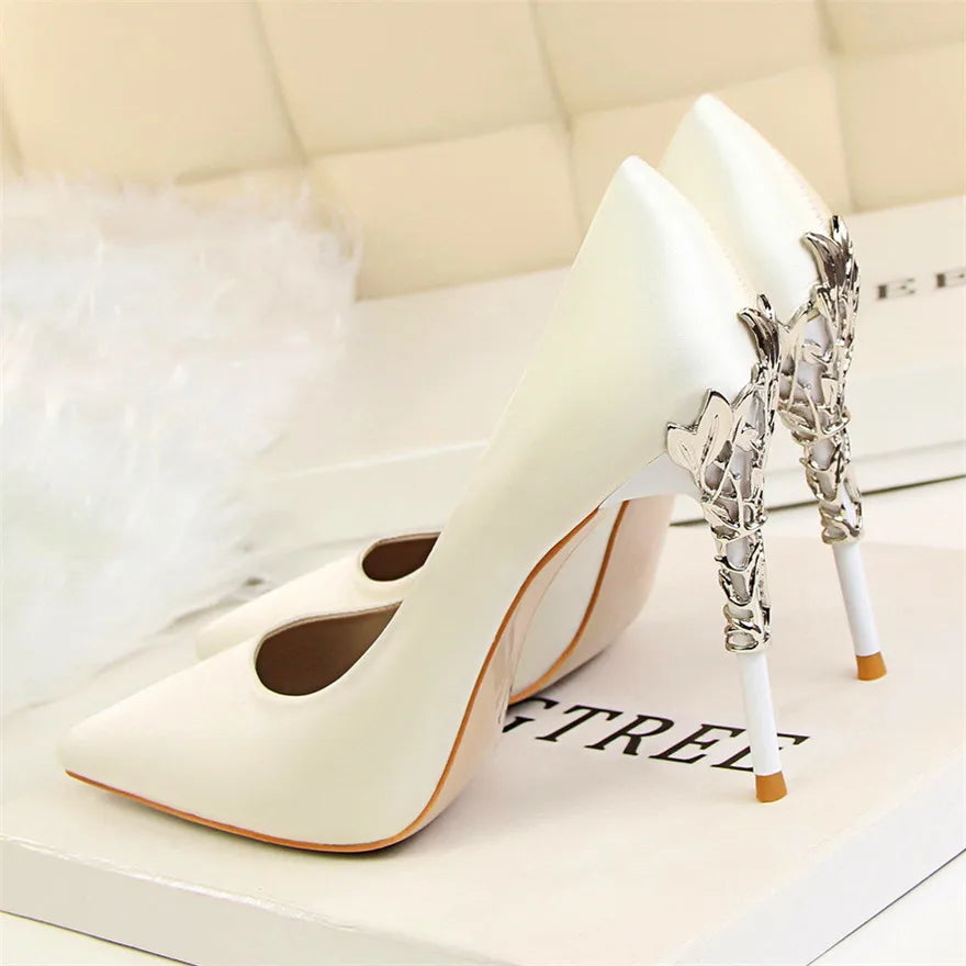 2025 novo elegante metal esculpido salto feminino bombas de seda sólida apontou toe rasa moda salto alto 10cm feminino vestido de casamento sapatos
