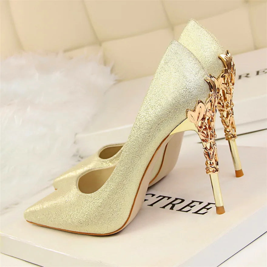 2025 novo elegante metal esculpido salto feminino bombas de seda sólida apontou toe rasa moda salto alto 10cm feminino vestido de casamento sapatos
