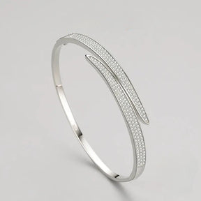 Bracelete Feminino com Zircônias em Ouro Branco