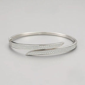 Bracelete Feminino com Zircônias em Ouro Branco