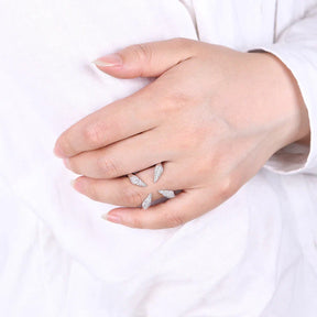 Anel Ajustável Feminino Garras de Águia e Zircônias