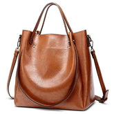 Bolsa Feminina em Couro Genuino - Amara Viturino