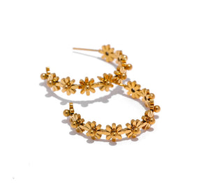 Brinco Meia Argola Feminina de Flores