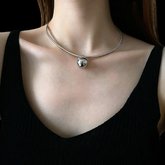 Gargantilha Feminina Choker com Pingente Bola