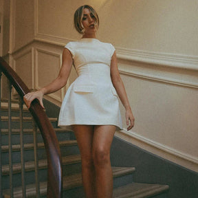 Vestido curto Carlie