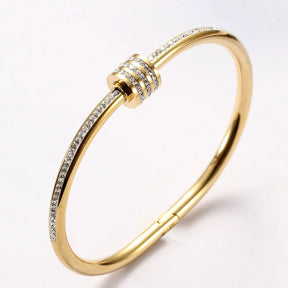 Bracelete Feminino Cravejado de Zircônias