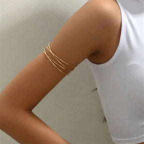 Bracelete Feminino Aros Torcidos Vazado