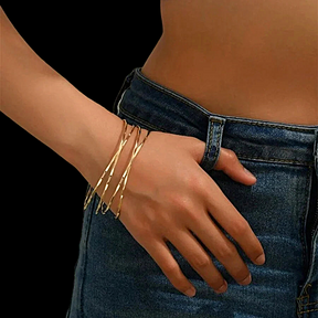 Bracelete Feminino Aros Torcidos Vazado