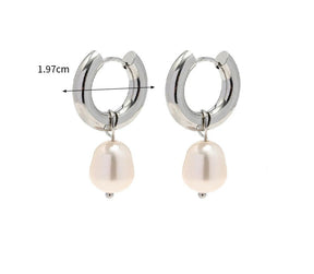 Brinco Argolas Feminino com Pérola de Água Doce Pendurada