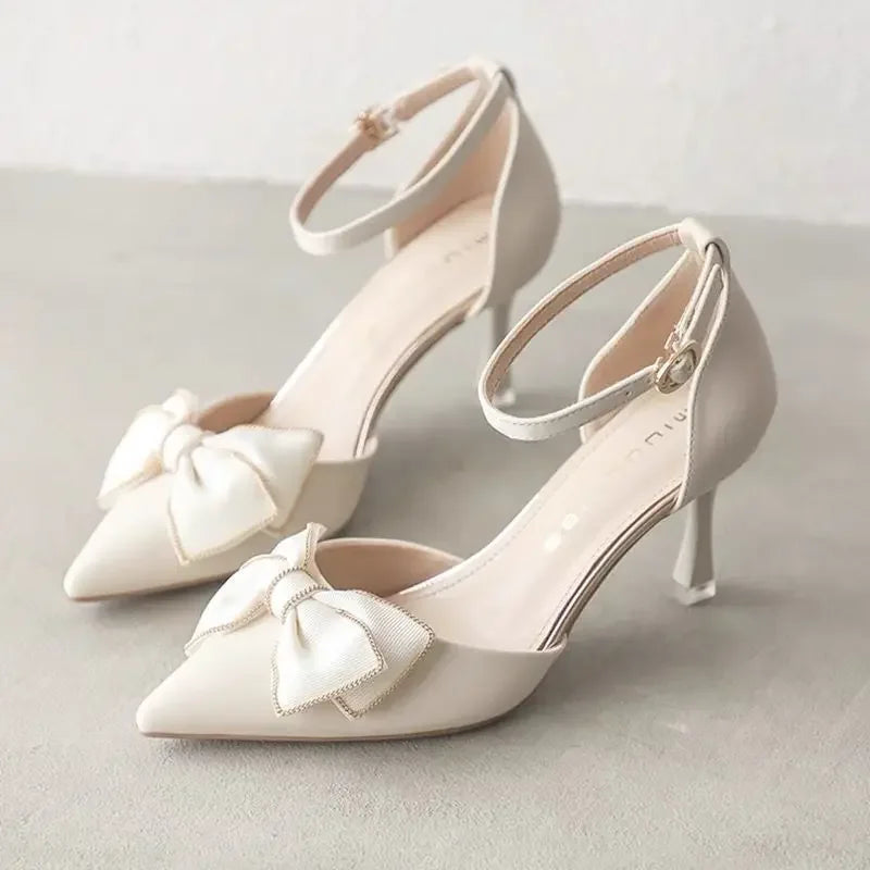 Salto médio sapatos femininos tendência dedo do pé apontado borboleta stilettos elegante vestido casamentos festa de noiva branco designer