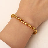 Pulseira Feminina Elos Entrelaçados