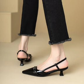 2024 novo verão vinho francês vermelho apontou couro de patente sandálias de salto médio para mulheres retro salto magro volta sapatos vazios