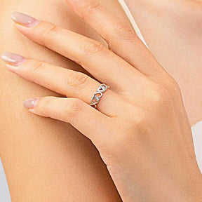 Anel Feminino Ajustável Corações Entrelaçados com Zircônias