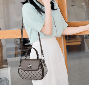 Bolsa Feminina em Couro Genuino - Martini