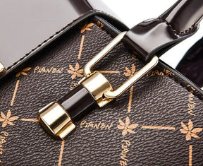 Bolsa Feminina em Couro Genuino - Astonini