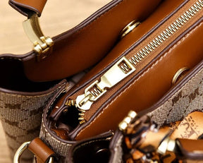 Bolsa Feminina em Couro Genuino - Kelly Mili