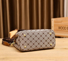 Bolsa Feminina em Couro Genuino - Kelly Mili