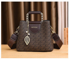 Bolsa Feminina em Couro Genuino - Saint Desar