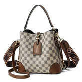 Bolsa Feminina em Couro Genuino - Santini Luvi