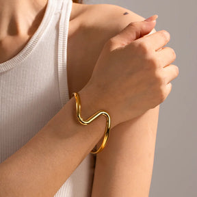 Bracelete Feminino Ondas