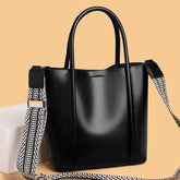 Bolsa Feminina em Couro Genuino - Levy Premium